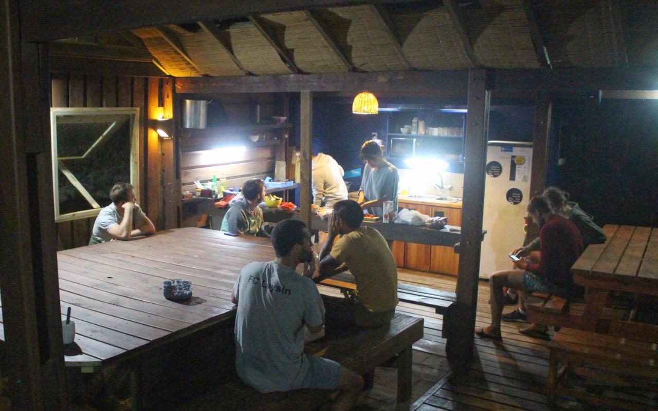 Mar De Fondo Hostel Пунта-дель-Діабло Екстер'єр фото